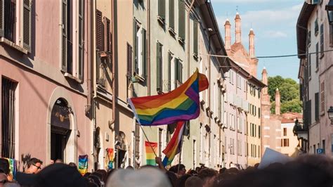 bakeca brescia gay|Gay guide to Provincia di Brescia